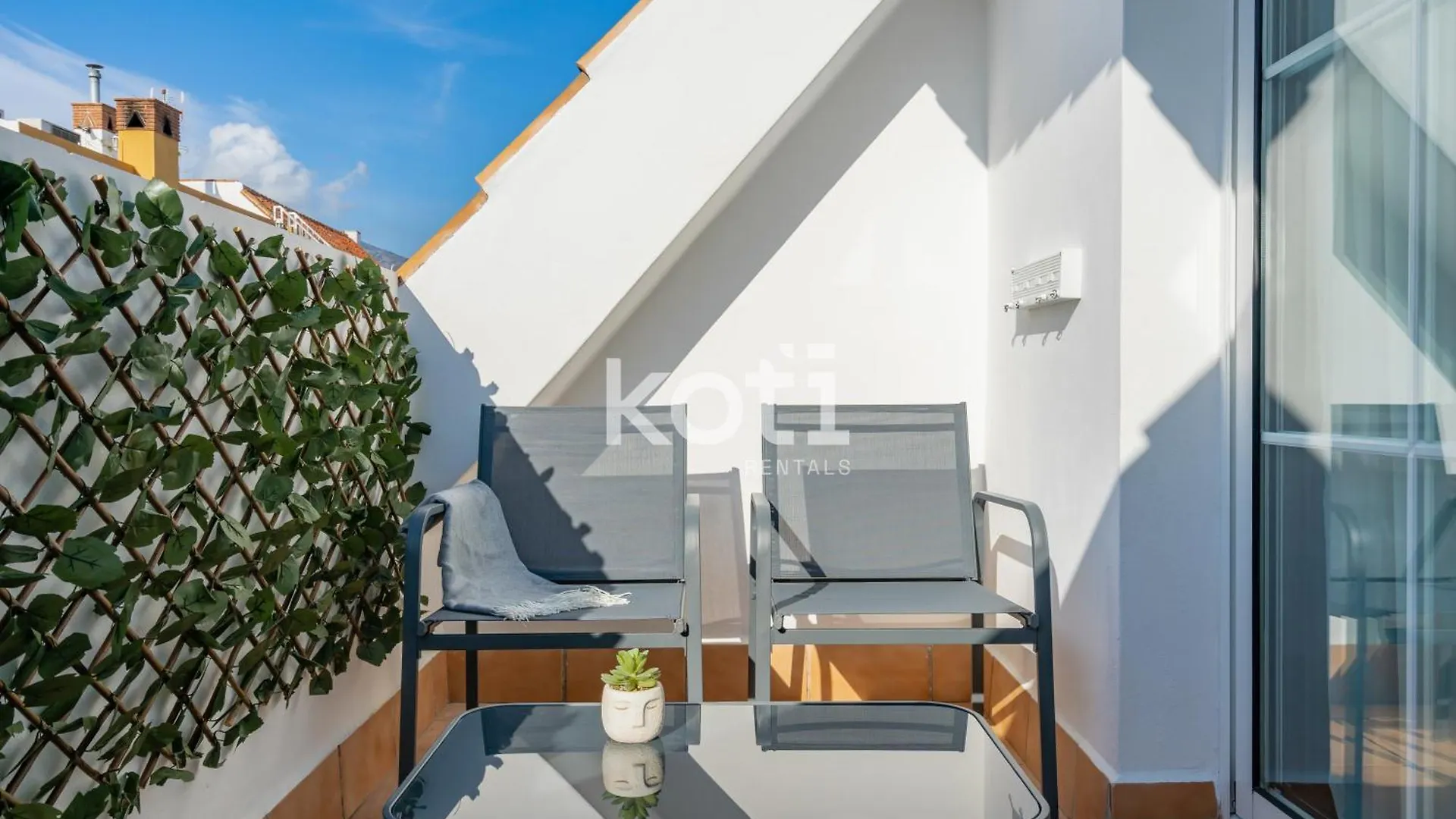 Koti Rentals - Sandy Beach Apartment فوينخيرولا