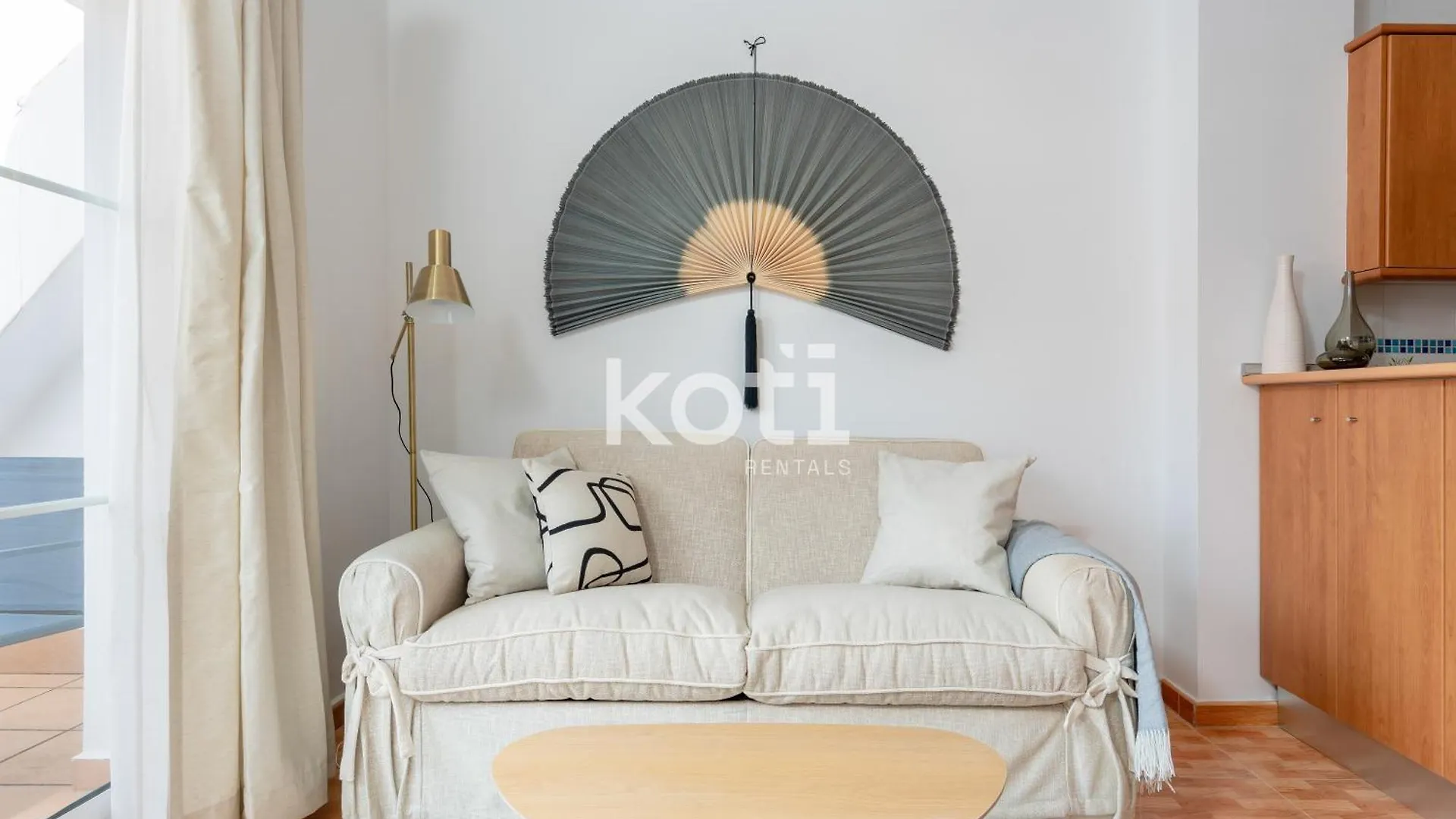 Koti Rentals - Sandy Beach Apartment فوينخيرولا