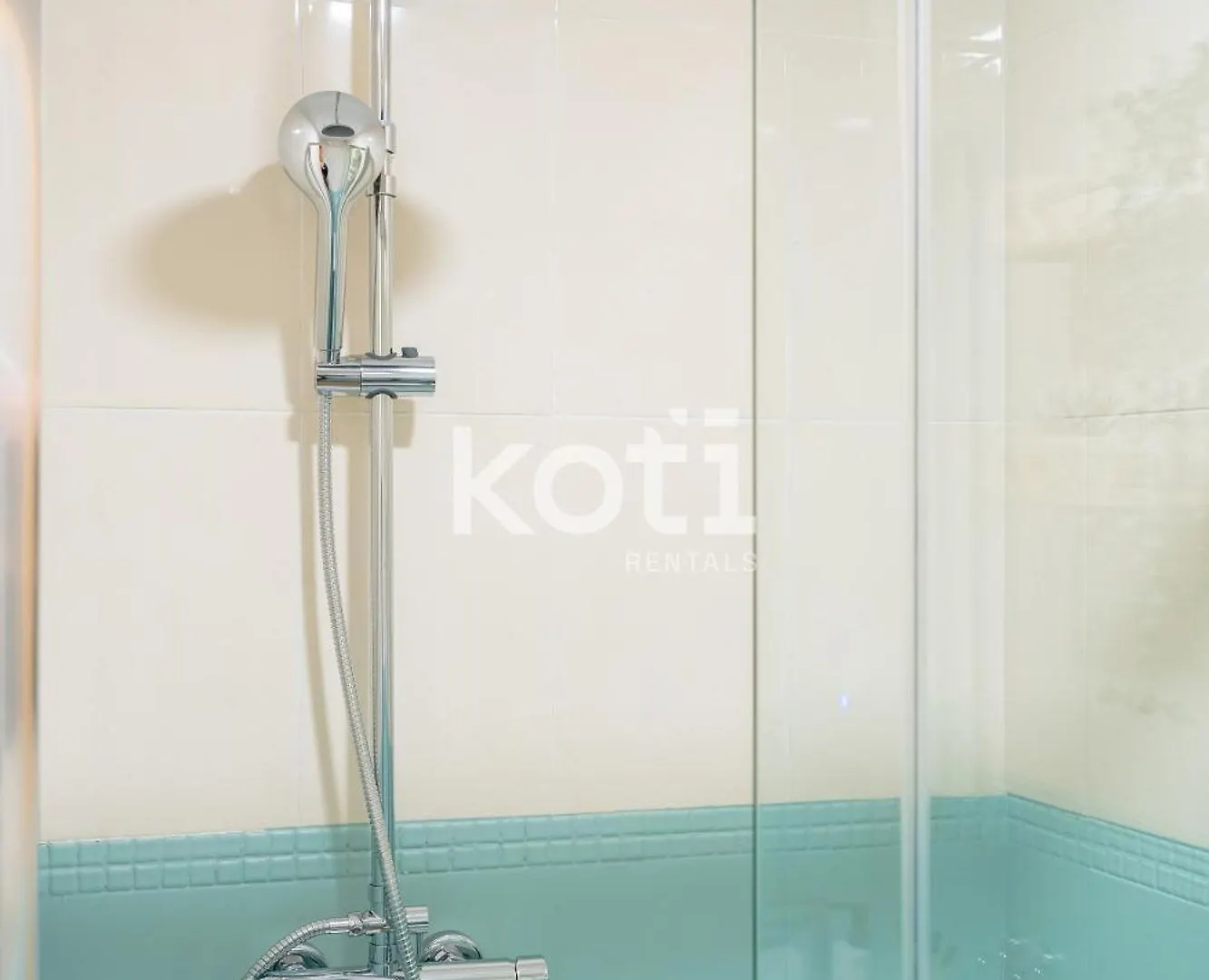 Koti Rentals - Sandy Beach Apartment Fuengirola