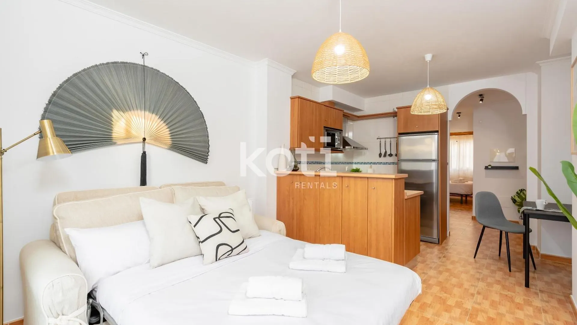 Koti Rentals - Sandy Beach Apartment فوينخيرولا